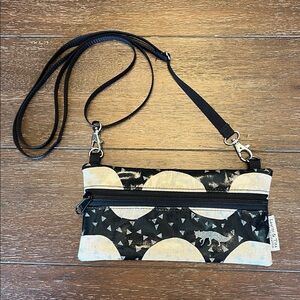 ⭐️ CLEARANCE - Laarni & Tita Crossbody Bag